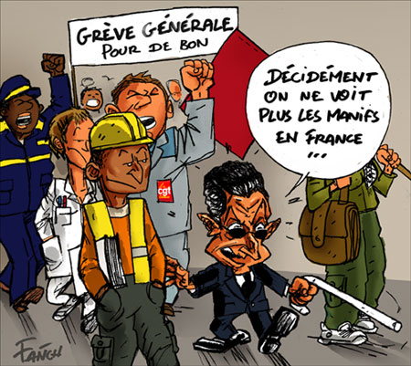 manifestants pour la greve generale et Sarkozy
